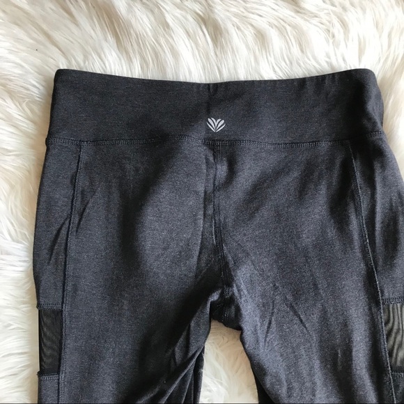 Forever 21 | Exercise Mesh Panel Leggings - Picture 6 of 6